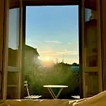 Lora Luxury Suite 4, Free Private Parking, Self Check-In Como