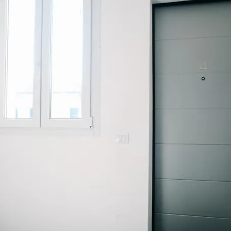 Lora Luxury 4, Free Private Parking, Self Check-in Apartamento