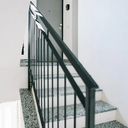 Como, Luxury 4, Free Private Parking * Como